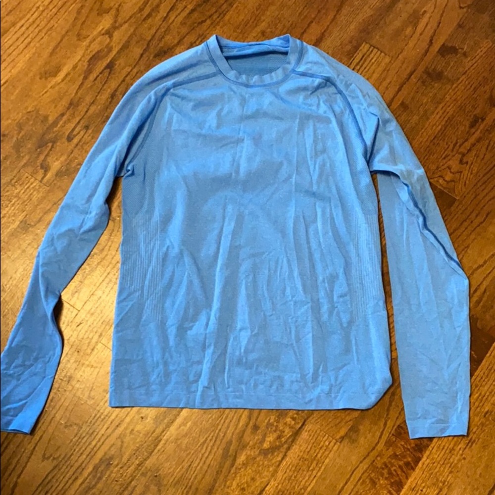 Men’s LuLu Lemon Long Sleeve